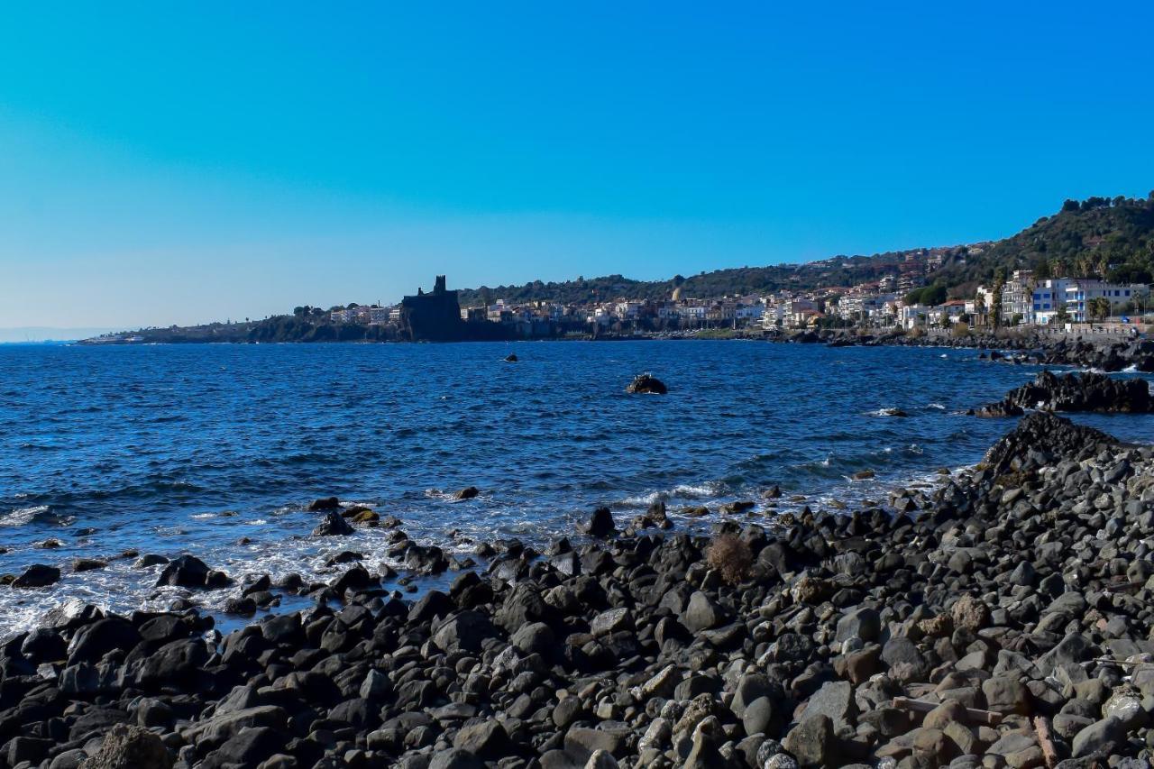 Апартаменты Acitrezza View Ачи Костелло Экстерьер фото